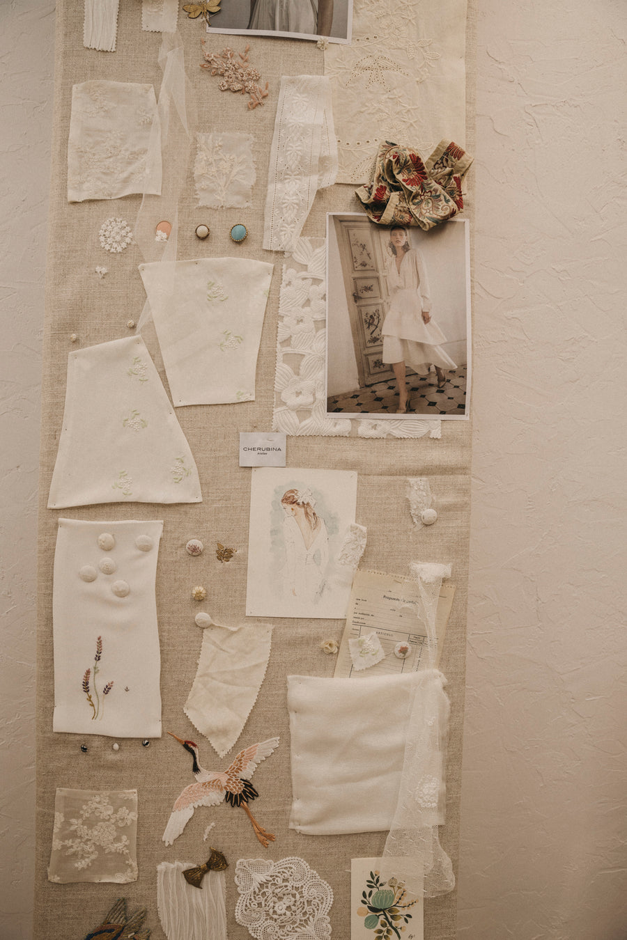 Moodboard de detalles de tejidos de novia